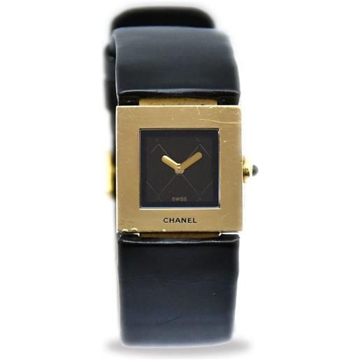 CHANEL Pre-Owned - orologio matelasse 19mm pre-owned ani '90-2000 - donna - oro giallo 18kt/pelle - taglia unica - nero