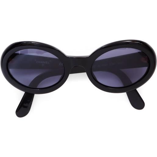 CHANEL Pre-Owned - occhiali da sole ovali cc - donna - plastica - taglia unica - nero