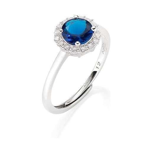 Amen anello da donna collezione diamonds. Gioiello in argento 925 con placcatura in rodio e zirconi bianchi e zircone blu. Misura: 14-16. La referenza è: rlubobbblz2. 