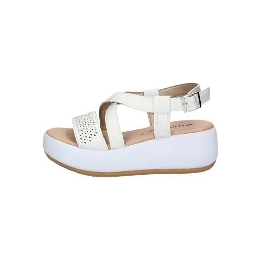 Valleverde sandali donna 55571 in pelle platino modello casual. Una calzatura comoda adatta per tutte le occasioni. Primavera-estate 2023. Eu 39