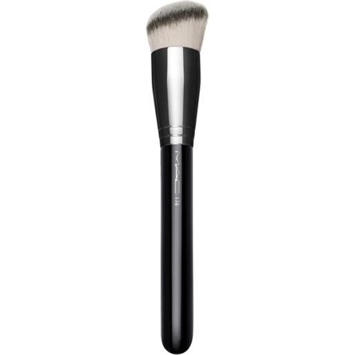 MAC 170 synthetic rounded slant brush pennelli
