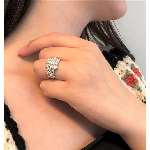 ALFIERI & ST. JOHN anello fantasia in oro bianco con diamanti ct. 4,34