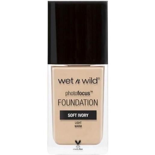 Wet N Wild photofocus foundation soft ivory