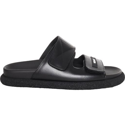 Versace slippers in pelle nera