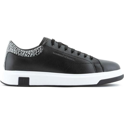 Armani Exchange sneakers con logo goffrato - nero