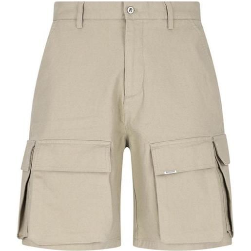Represent cargo shorts