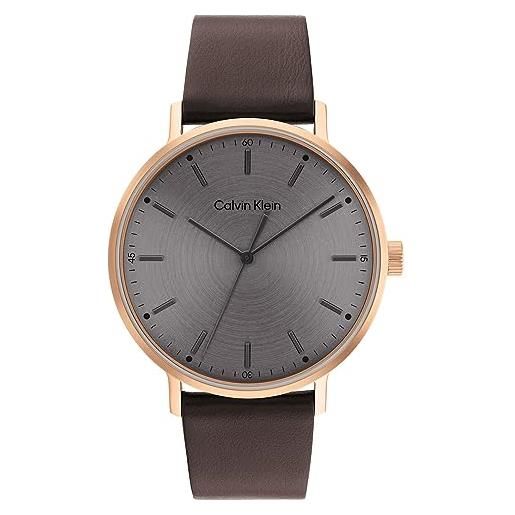 Calvin Klein orologio analogico al quarzo da uomo con cinturino in pelle marrone - 25200051