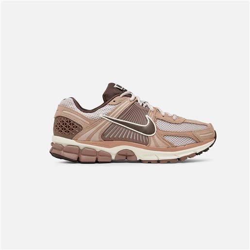 Nike zoom vomero 5 dusted clay/earth/platinum violet uomo