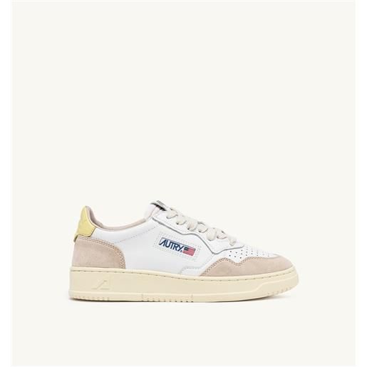 autry sneakers medalist low in suede e pelle colore bianco giallo