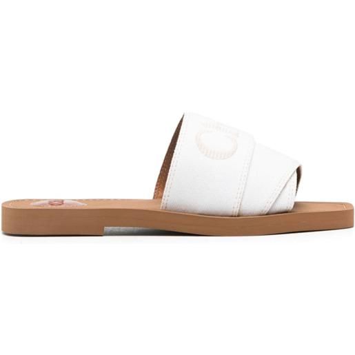 Chloé woody logo-embroidered slides - bianco