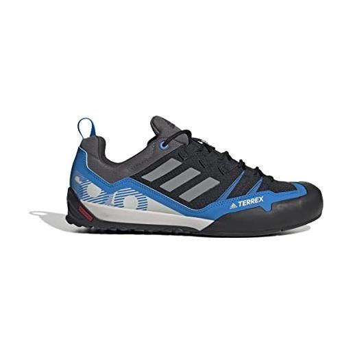 Adidas terrex swift solo 2, sneaker unisex-adulto, core black/grey three/blue rush, 38 eu
