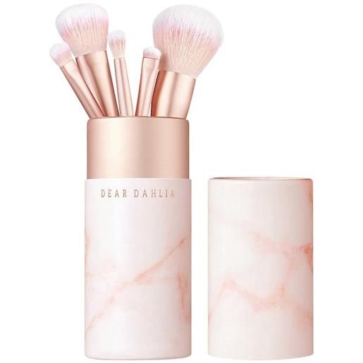 DEAR DAHLIA dear-dahlia accessori pennello. Pro petal brush collection 1 powder brush + 1 complexion brush + 1 tapered blending brush + 1 eyeshadow brush + 1 flat smudge brush + 1 brush case 1 stk. (80,00 € / 1 pz. )