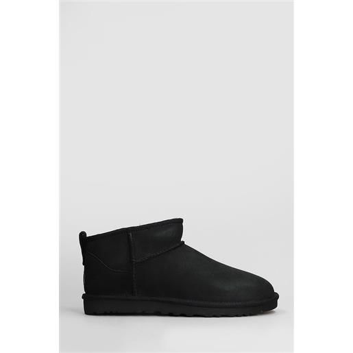Ugg tronchetti tacco basso classic ultra mini in camoscio nero