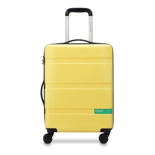 Delsey trolley cabina rigido, prodotto dalla celebre azienda DELSEY. Dispone di 4 ruote girevoli e chiusura integrata con combinazione a 3 cifre con funzione tsa. Presenta un ampio scomparto principa