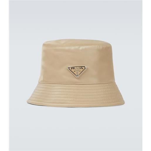 Prada cappello da pescatore con logo