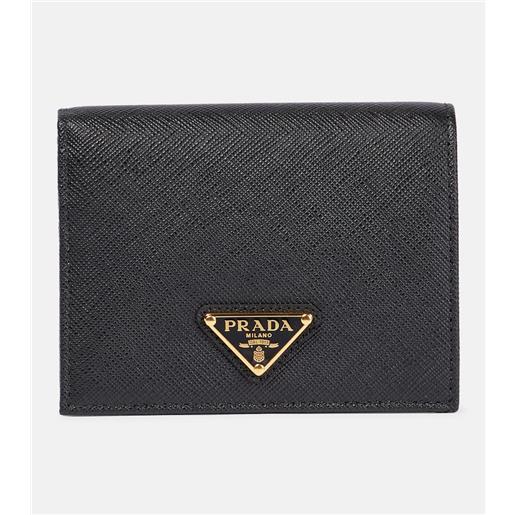 Prada portafoglio in pelle saffiano con logo