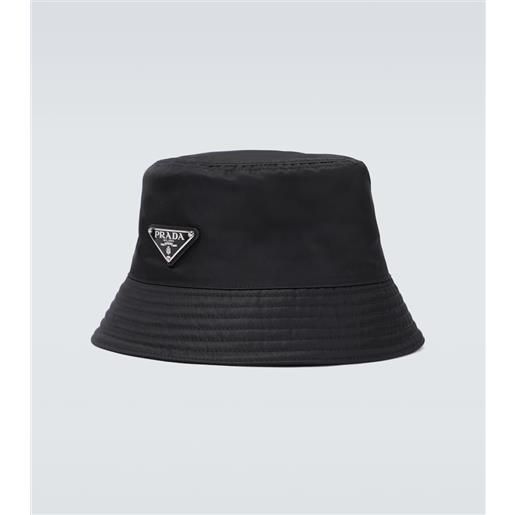 Prada cappello da pescatore con logo