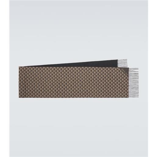 Prada sciarpa reversibile symbole in lana e cashmere