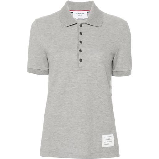 Thom Browne polo a righe con applicazione logo - grigio