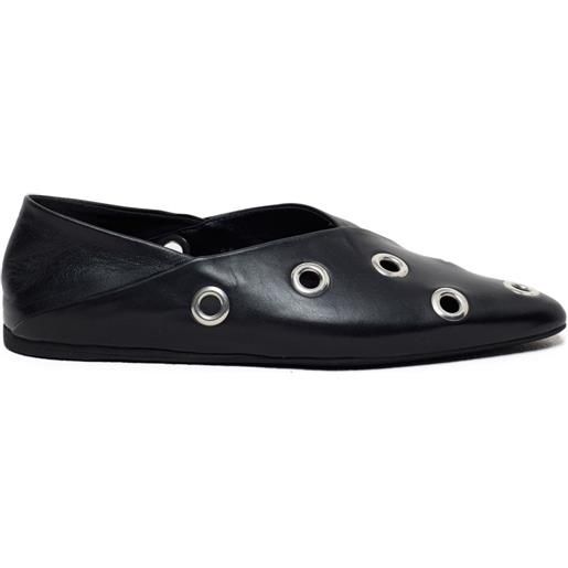 Closed ballerine con borchie - nero