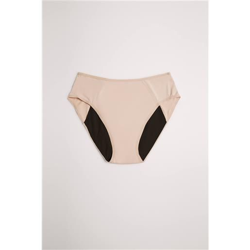 Ysabel Mora mutandina midi mestruale nuda