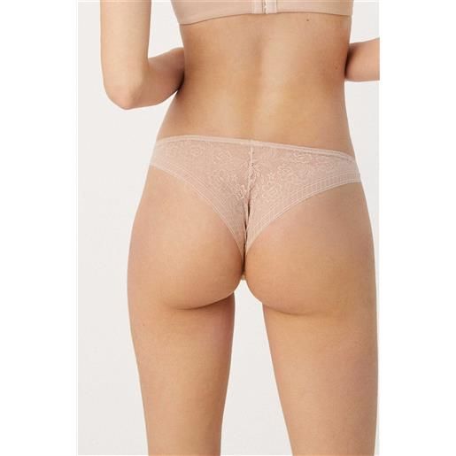 Ysabel Mora slip brasiliano invisibile con pizzo color carne