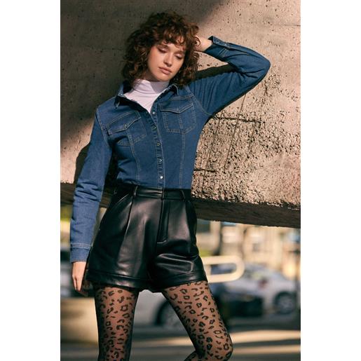 Ysabel Mora shorts neri effetto pelle