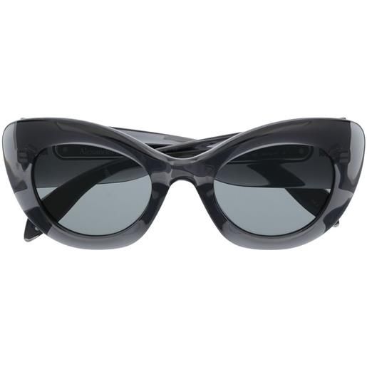 Alexander McQueen Eyewear occhiali da sole cat-eye trasparenti - grigio