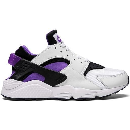huarache nere e bianche