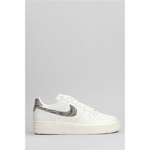 Nike sneakers air force 1 07 in pelle bianca