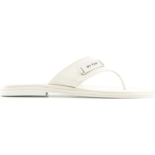 BY FAR infradito con applicazione - bianco