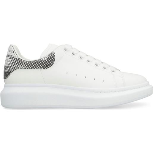 Alexander McQueen sneakers oversize con lacci - bianco