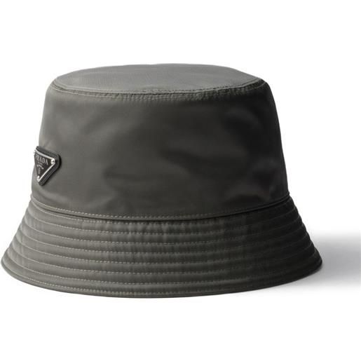 Prada cappello bucket con placca logo - verde