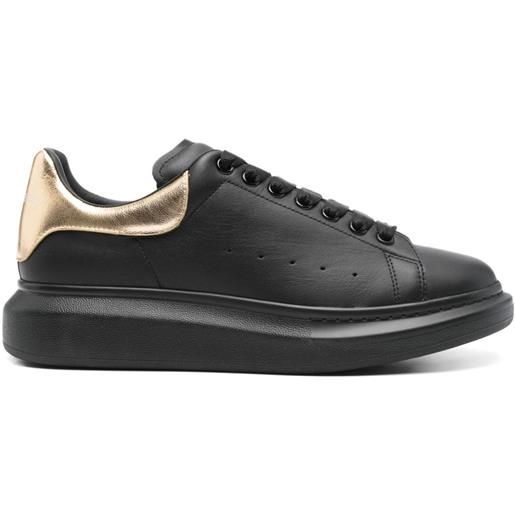 Alexander McQueen sneakers oversize in pelle - nero