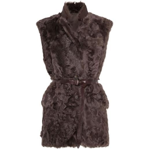 Brunello Cucinelli gilet in shearling con cintura - marrone