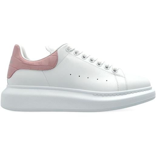 Alexander McQueen sneakers oversize con effetto coccodrillo - bianco