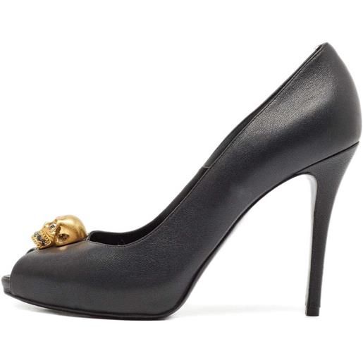Alexander McQueen Pre-Owned - pumps con decorazione - donna - pelle di vitello/pelle/pelle di vitello - 38.5 - nero