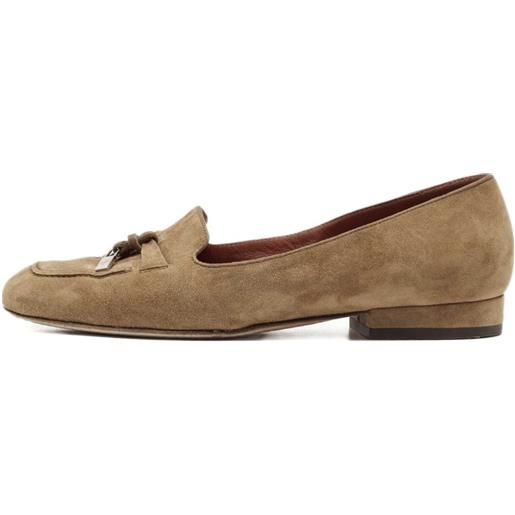 Loro Piana Pre-Owned - mocassini in pelle scamosciata con ciondoli - donna - pelle scamosciata di vitello/pelle di vitello/pelle di vitello - 35 -