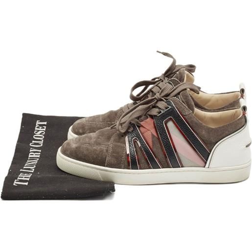 Christian Louboutin Pre-Owned - sneakers in pelle scamosciata - uomo - gomma/pelle di vitello/pelle scamosciata di vitello - 39 - grigio