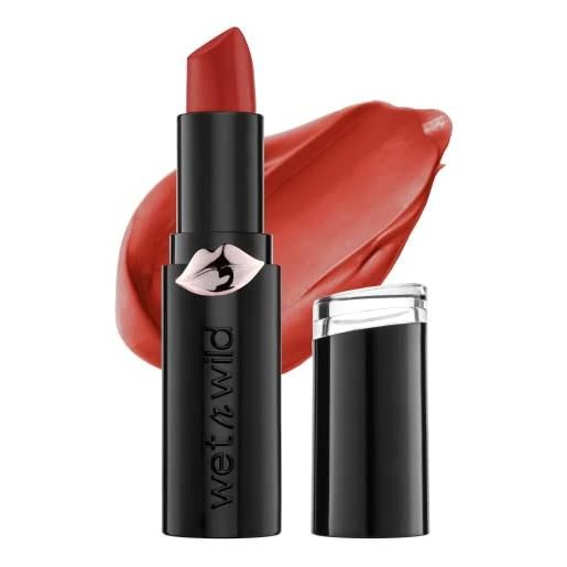 Wet n wild mega last matte lip color, semi matte hyaluronic acid infuso di acido ialuronico, copertura completa di lunga durata per un broncio nutriente, cruelty-free e vegano, velluto rosso