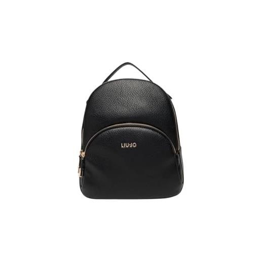 Liu jo zaino comodo, pratico e capiente con chiusura zip. Possiede due tasche interne di cui una con zip ed una tasca frontale con zip. Presenta spallacci comodi e regolabili con fibietta e manico sup