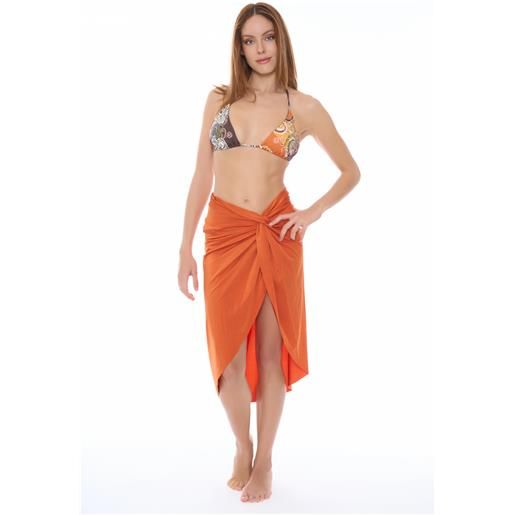 Miss Bikini gonna pareo cruise