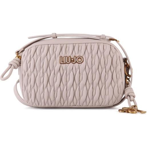 Liu-Jo tracolla nude