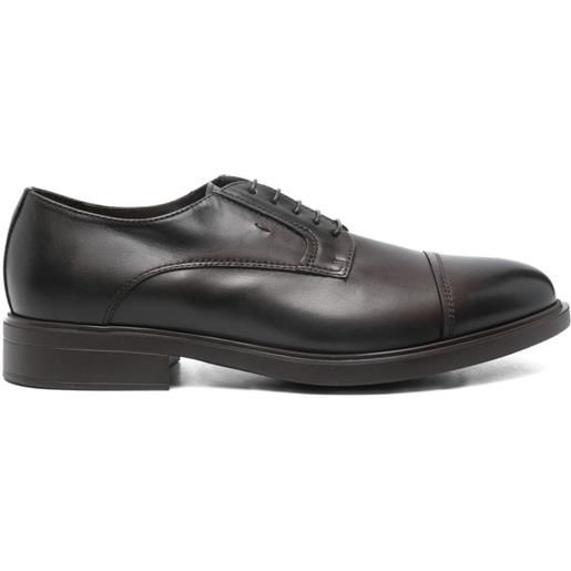 Doucal's stringate con punta a contrasto - marrone