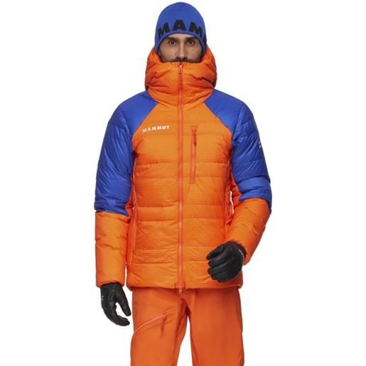Mammut eiger nordwand advanced down in hooded m -