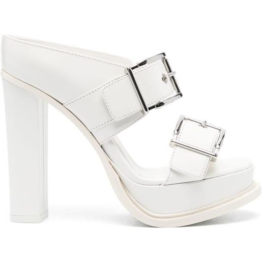 Alexander McQueen mules con plateau in pelle 120mm - bianco