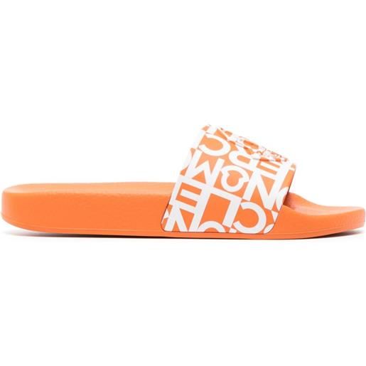 Moncler sandali slides con logo goffrato - arancione