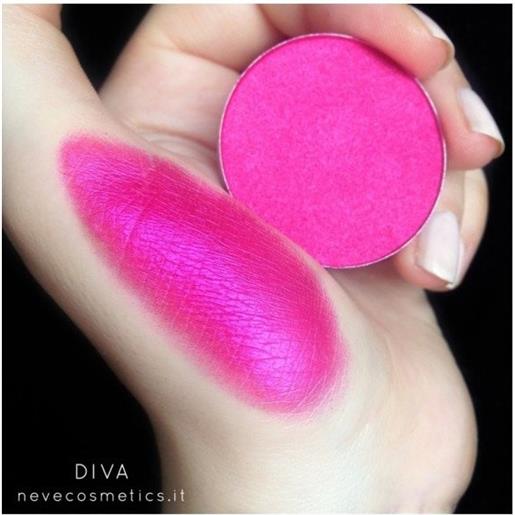 neve cosmetics - ombretto fucsia acceso - diva