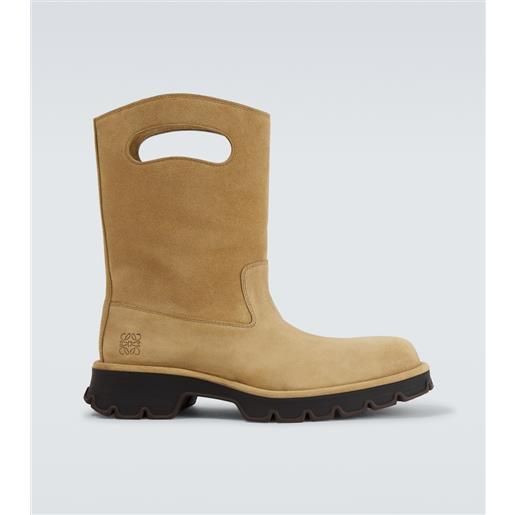 Loewe stivaletti bobby in suede con cut-out