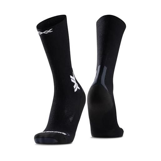 X-Socks run discover merino crew winter running socks - comfort e prestazioni migliorati con tecnologia air-conditioning channel, termoregolante in condizioni di freddo - nero/grigio chiaro, 42-44